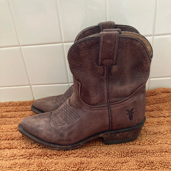 Women’s Frye “Billy” Short Western Boot 6.5 - Picture 2 of 9